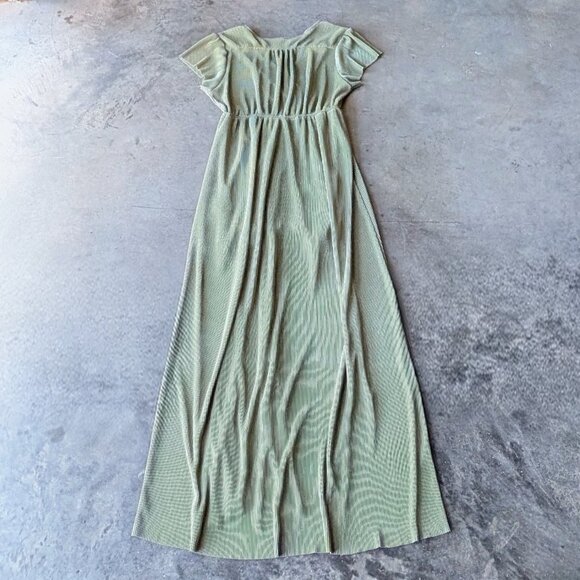 Baltic Born Athena Maxi Dress Green Metallic Pleated V-Neck Dress size XL - Picture 9 of 9